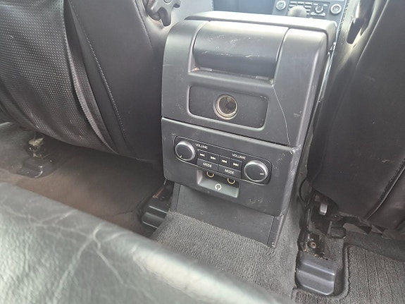 Volvo XC70 13 of 21