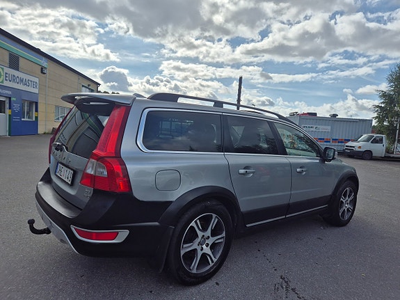 Volvo XC70 8 of 21