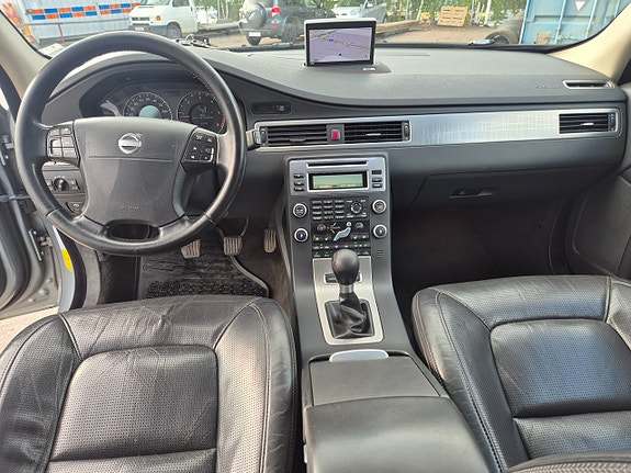 Volvo XC70 18 of 21