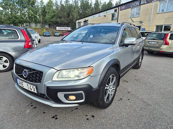 Volvo XC70 4 of 21