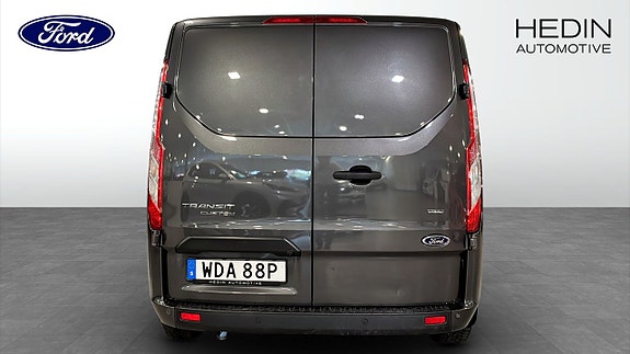Ford Transit Custom 5 of 12