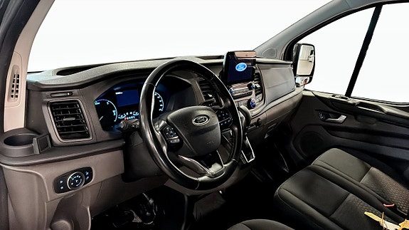 Ford Transit Custom 7 of 12