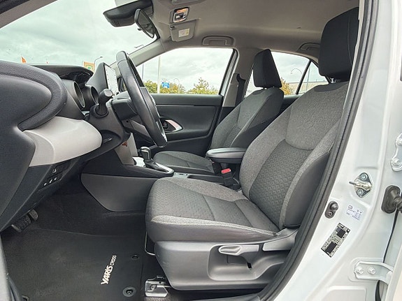 Toyota Yaris Cross 17 of 24