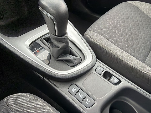 Toyota Yaris Cross 24 of 24