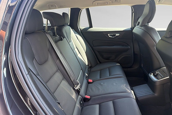 Volvo V60 10 of 11
