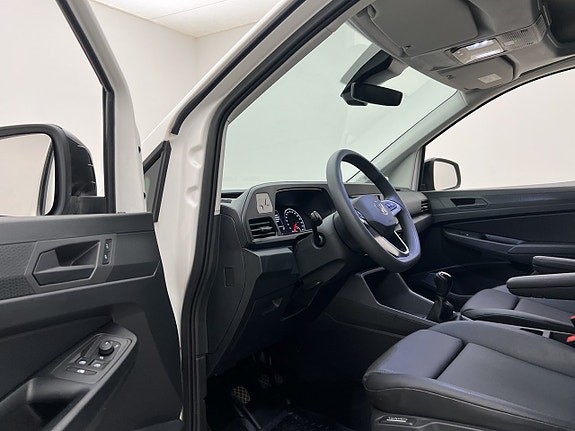 Volkswagen Caddy 13 of 30