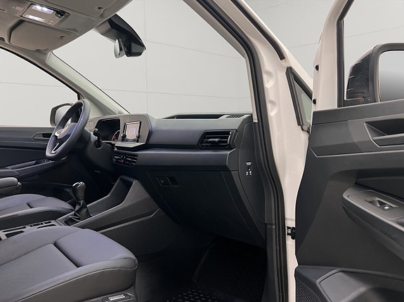 Volkswagen Caddy 28 of 30