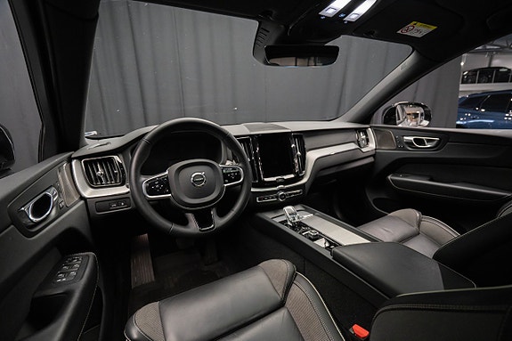 Volvo XC60 11 of 29