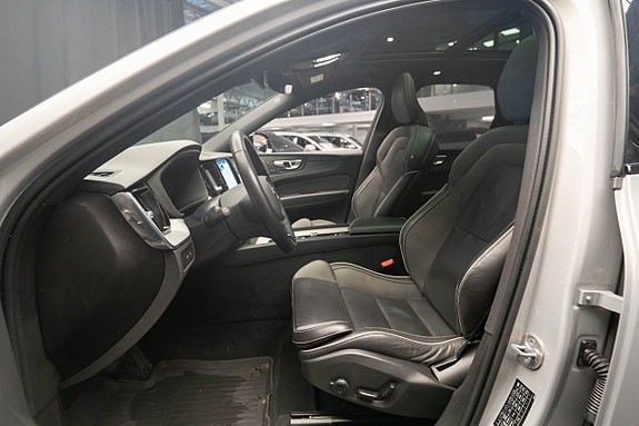 Volvo XC60 19 of 29