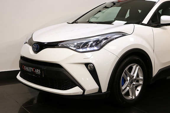 Toyota C-HR 19 of 23