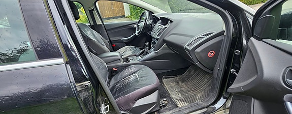 Ford Focus 5 of 6