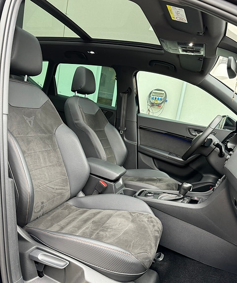 Cupra Ateca 8 of 10