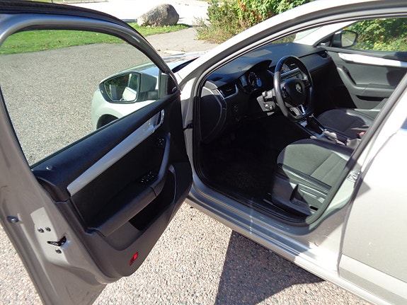 Skoda Octavia 9 of 19