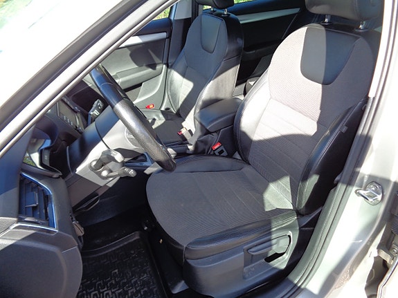 Skoda Octavia 10 of 19
