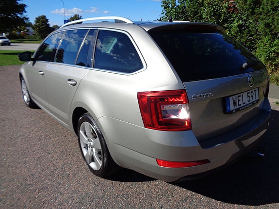 Skoda Octavia 3 of 19
