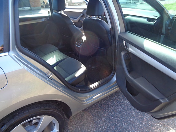 Skoda Octavia 16 of 19