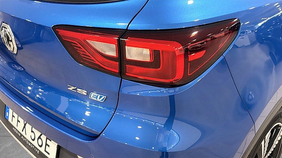 MG ZS 10 of 12