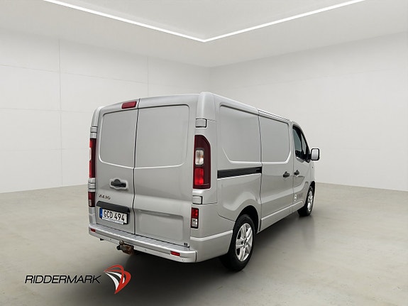Opel Vivaro 8 of 25