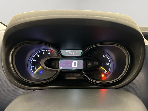 Opel Vivaro 15 of 25