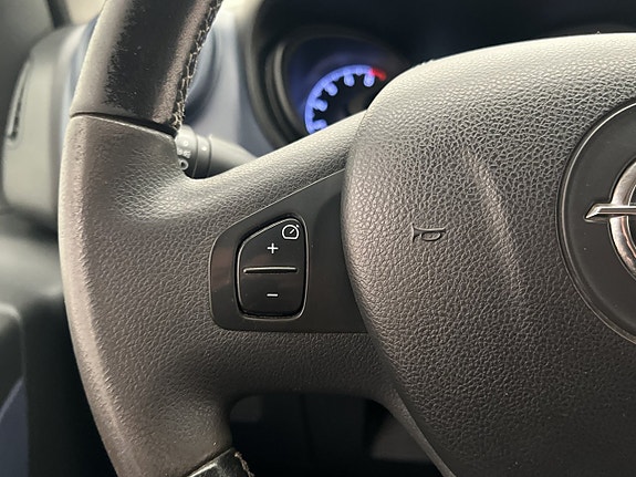 Opel Vivaro 14 of 25