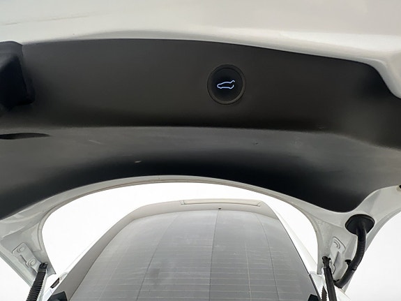 Tesla Model 3 30 of 30
