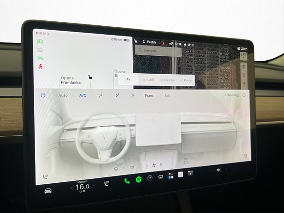 Tesla Model 3 25 of 30