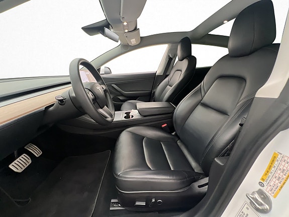 Tesla Model 3 12 of 30