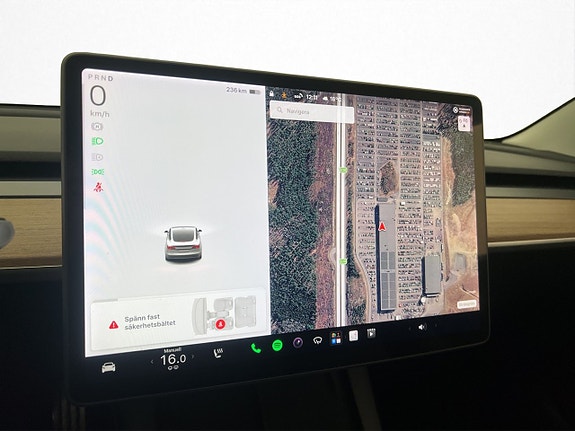 Tesla Model 3 22 of 30