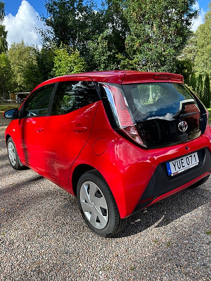 Toyota Aygo 8 of 10