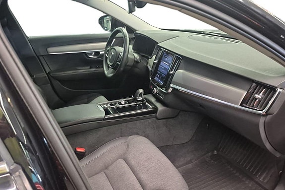 Volvo V90 13 of 23