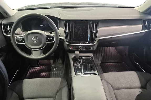 Volvo V90 8 of 23