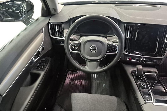Volvo V90 10 of 23