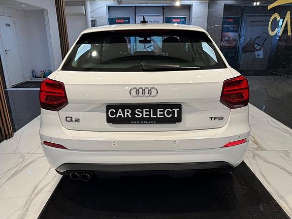 Audi Q2 4 of 27