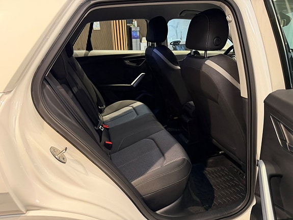 Audi Q2 20 of 27