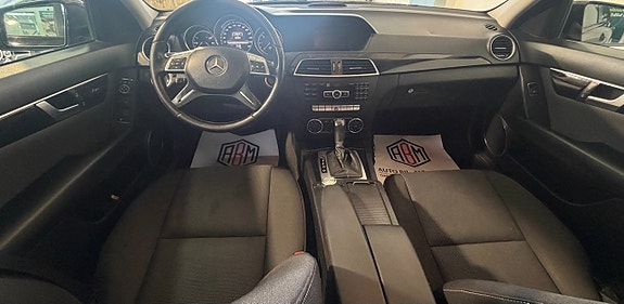 Mercedes-Benz C220 8 of 15
