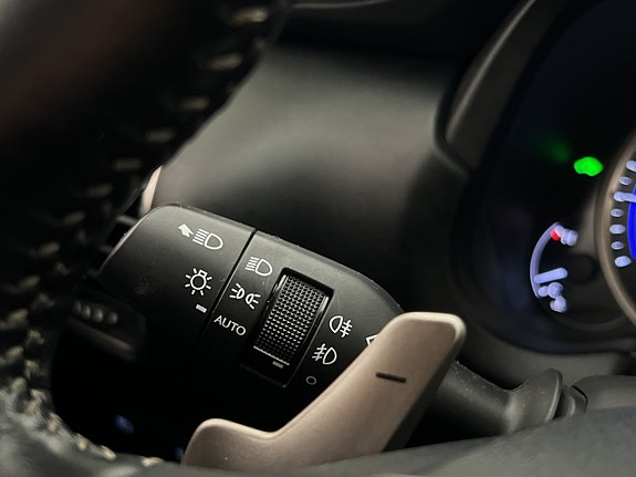 Lexus NX300h 29 of 30