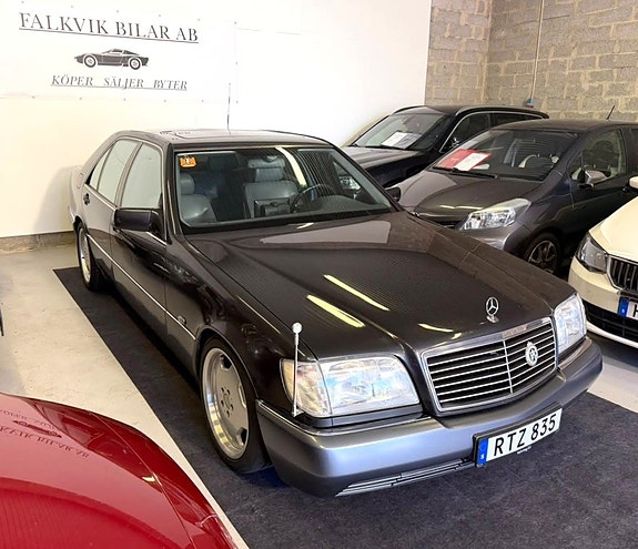 Mercedes-Benz S500 3 of 26