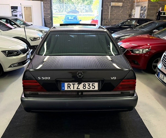 Mercedes-Benz S500 6 of 26