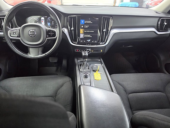 Volvo V60 8 of 21