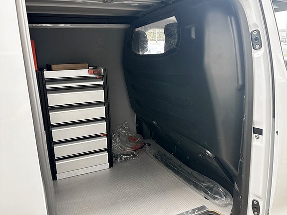 Opel Vivaro-e 14 of 15