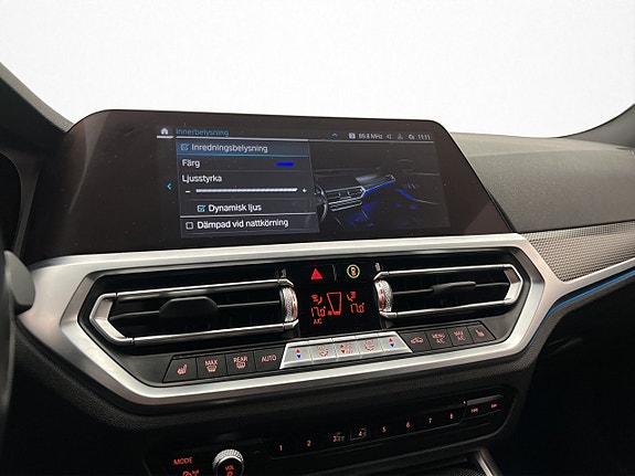 BMW 330e 25 of 30