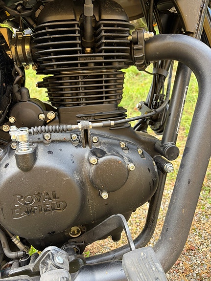 Royal Enfield CLASSIC 350 6 of 9