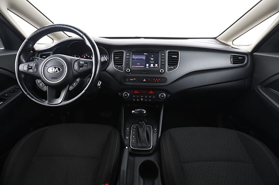 Kia Carens 13 of 30