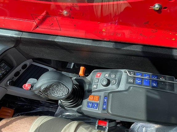 Manitou MLT 940-140V+ Elite 14 of 16