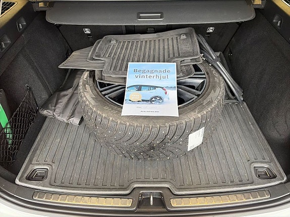 Volvo V60 5 of 16