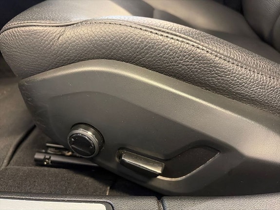 Volvo V60 13 of 16