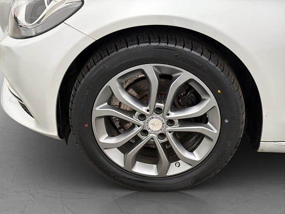 Mercedes-Benz C180 25 of 28