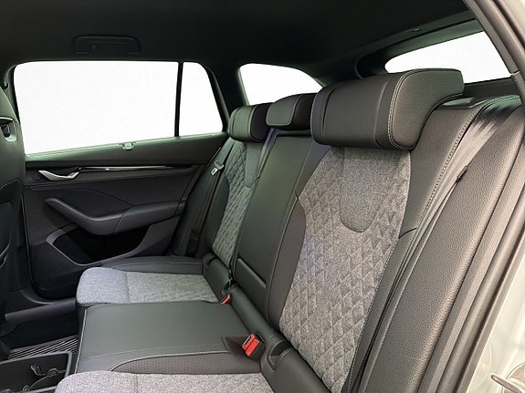 Skoda Octavia 16 of 30