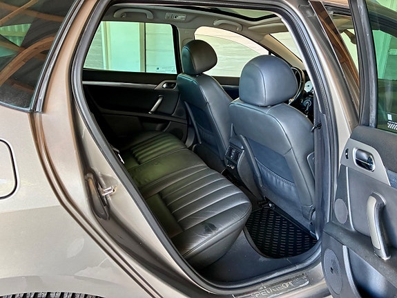 Peugeot 407 11 of 11