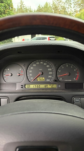 Volvo V70 10 of 10